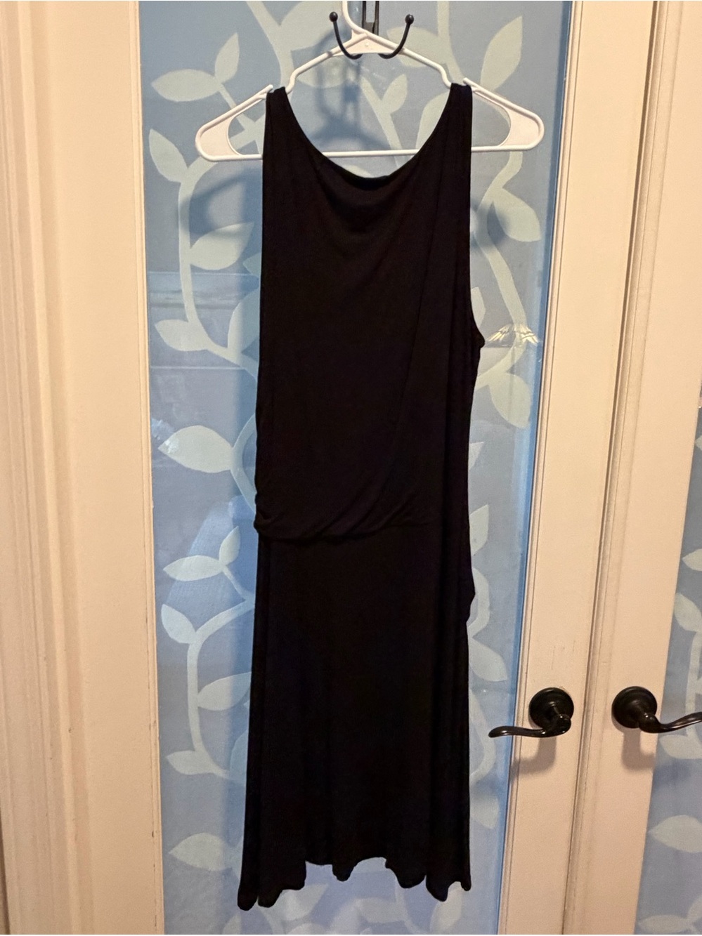 Renee C. Black Sleeveless Draped/Stretchy Midi Dress